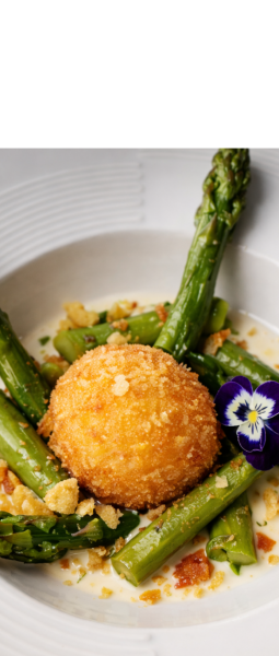 Restaurant Chez Grand'Mère - restaurant LES ORMES-SUR-VOULZIE