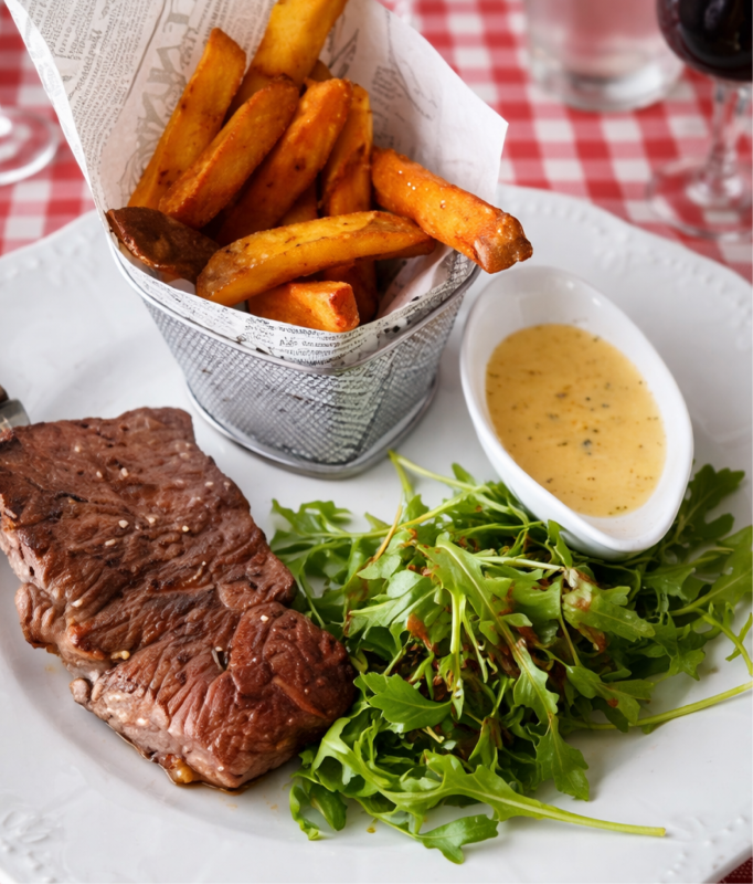 Le restaurant - Restaurant Chez Grand'Mère - restaurant LES ORMES-SUR-VOULZIE  Restaurant Bray sur Seine - Cité médiévale de Provins - Musée de la Vie d'Autrefois